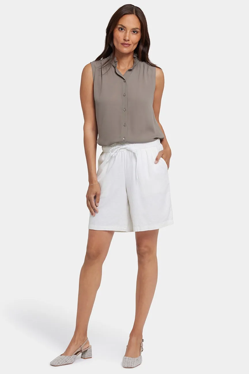 Breezy Bermuda Shorts In Stretch Linen | White