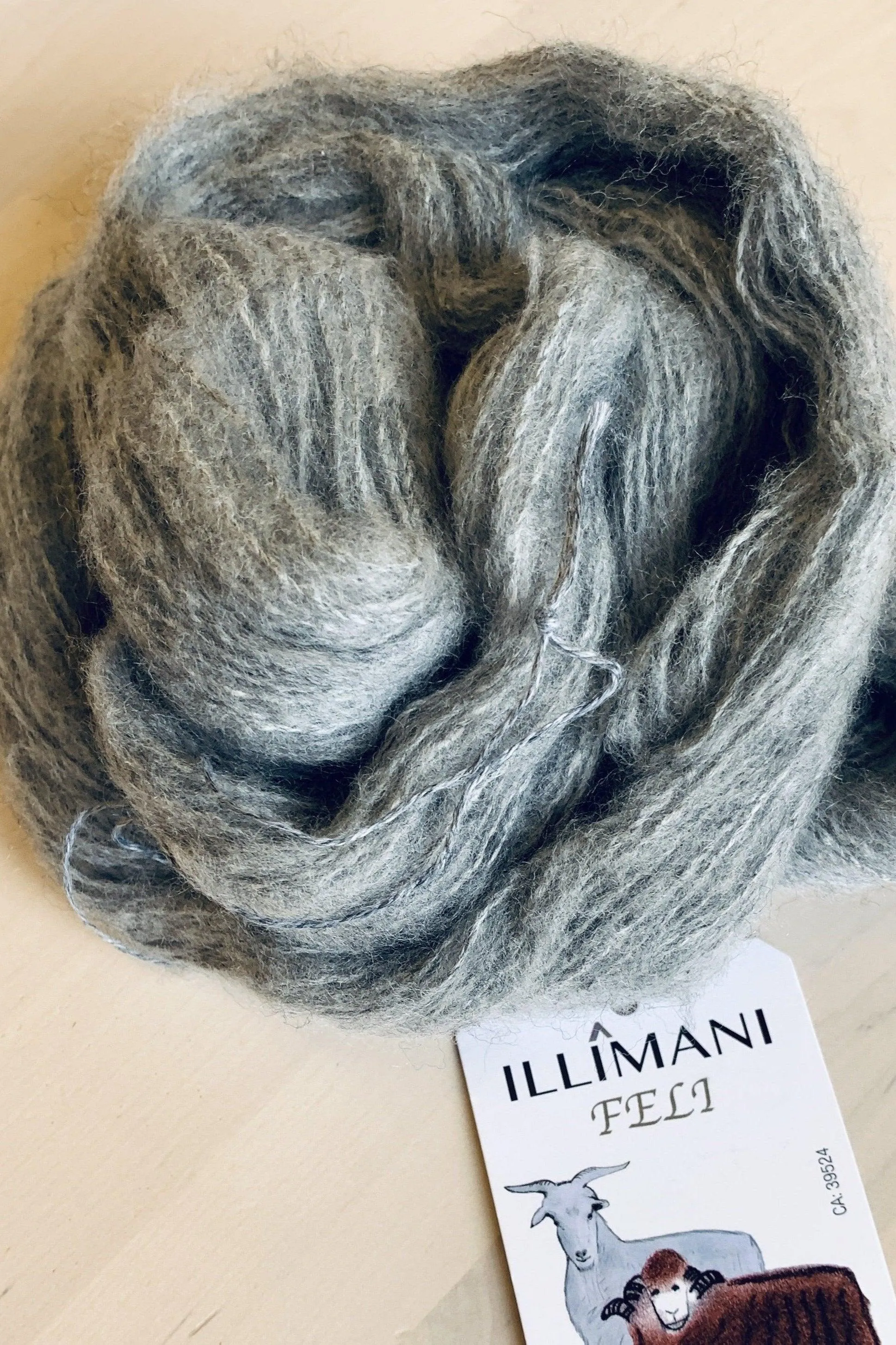 Illimani Yarn Feli