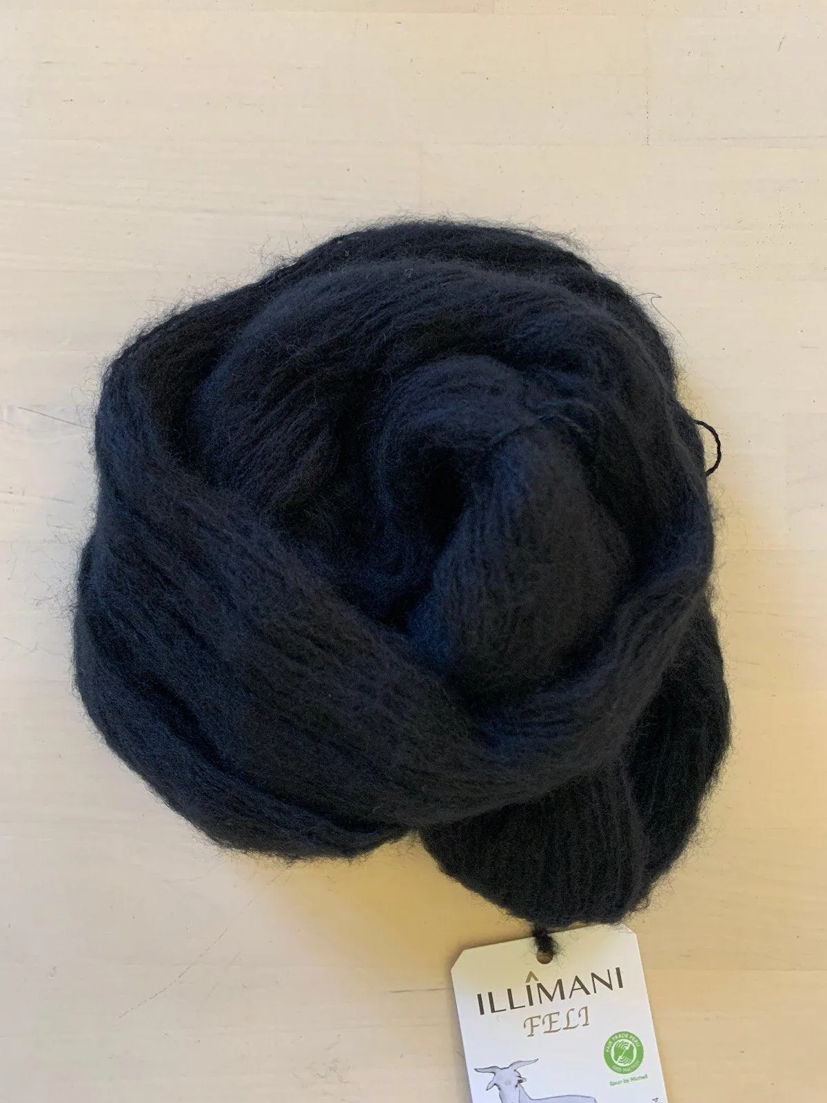 Illimani Yarn Feli