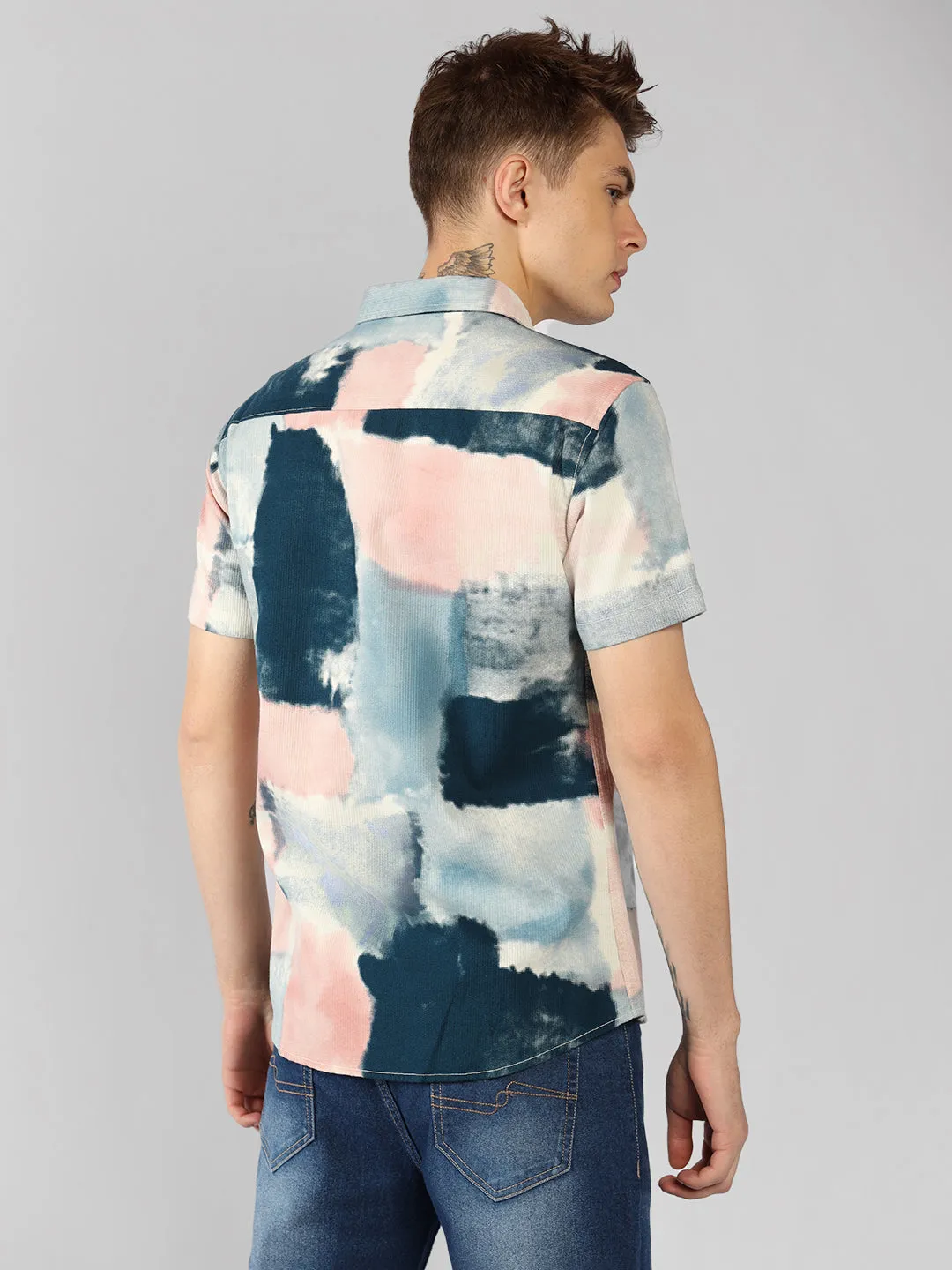 Men's Pink Half Sleeves Abstract Print Casual Shirt