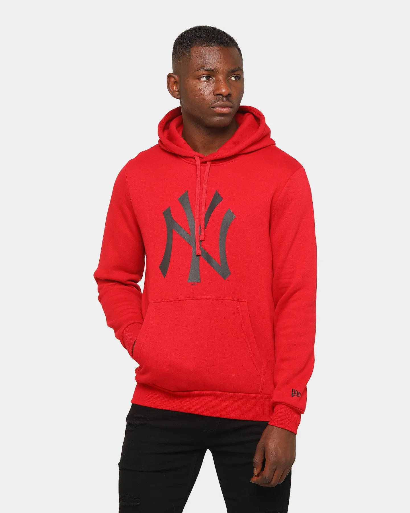 New Era New York Yankees Seasonal Essential League Hoodie Scarlet