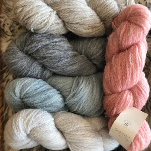 Universal Yarn Odette